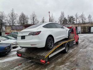 С полной погрузкой на эвакуатор С полной погрузкой на эвакуатор